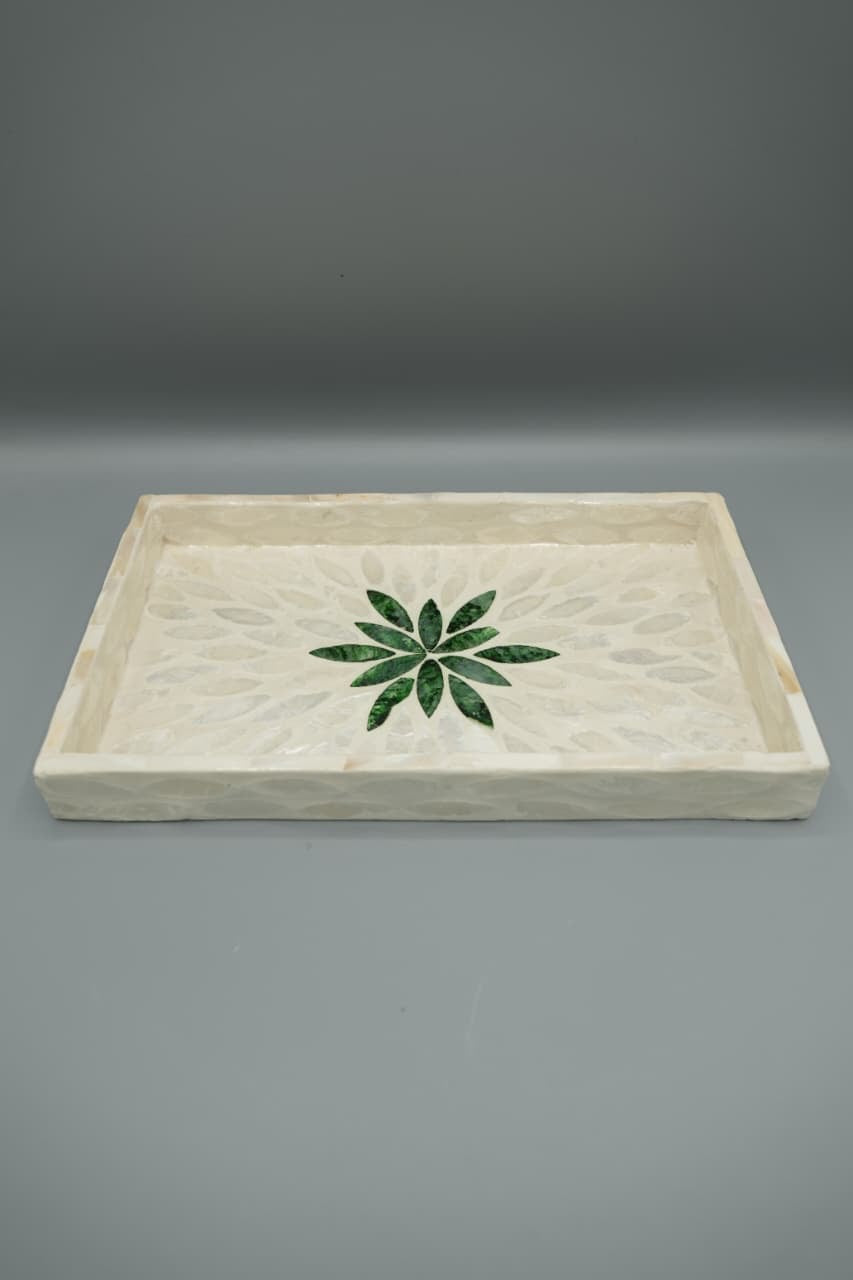 Verde Pearl Tray