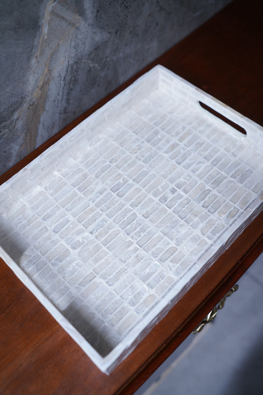 Mira Pearl Tray
