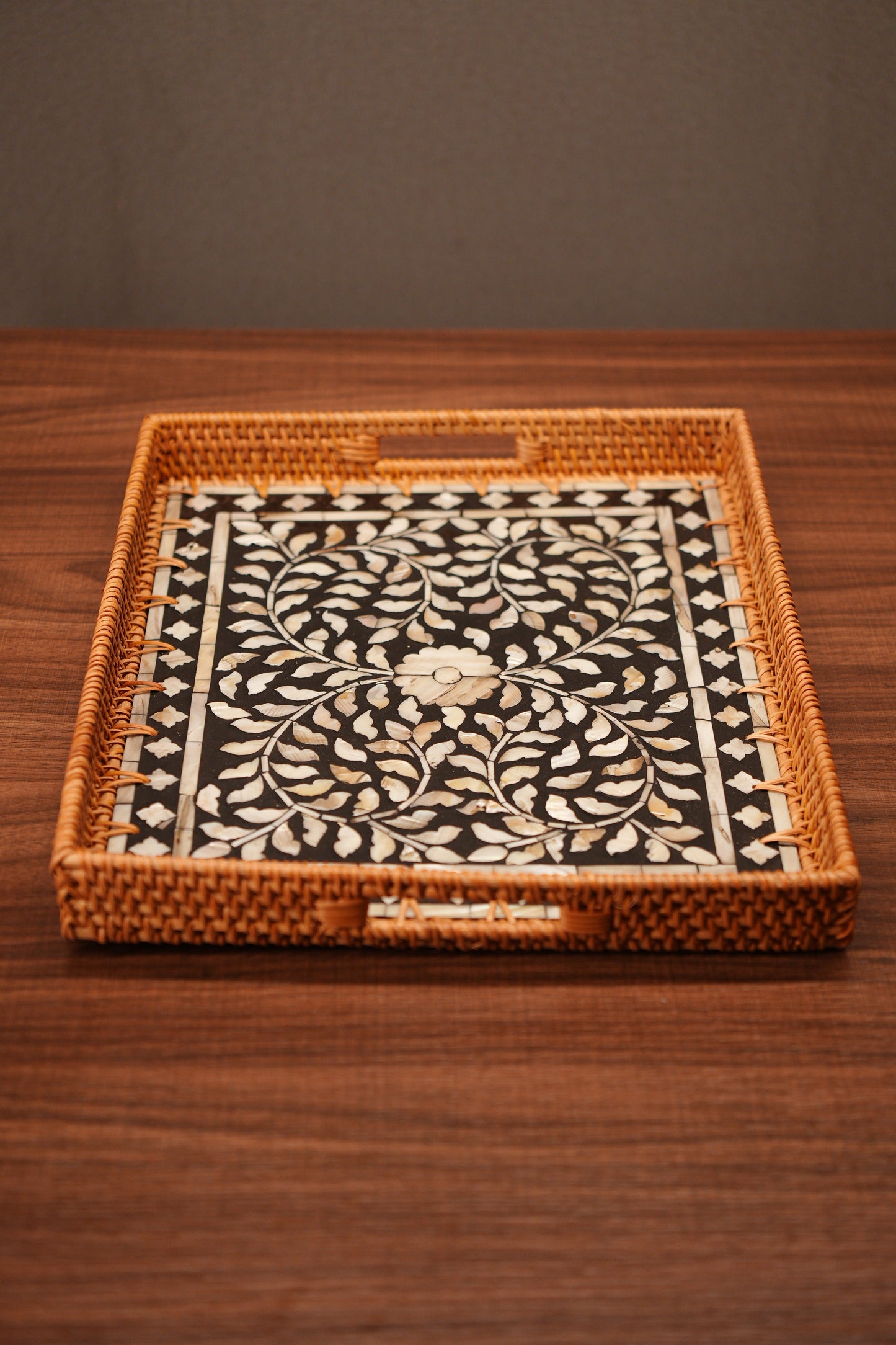 Eclipse Ratan Tray