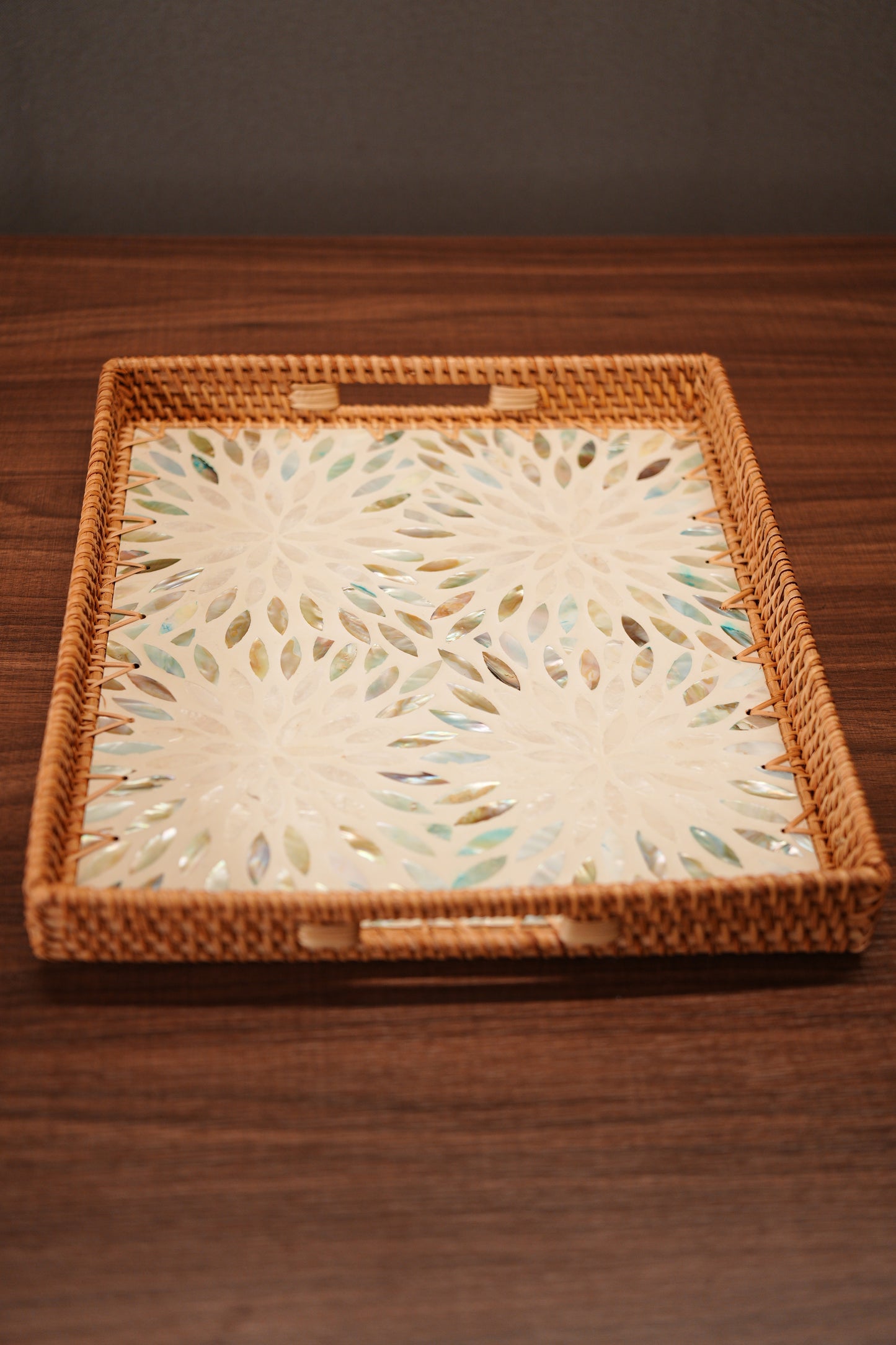 Alba Ratan Tray