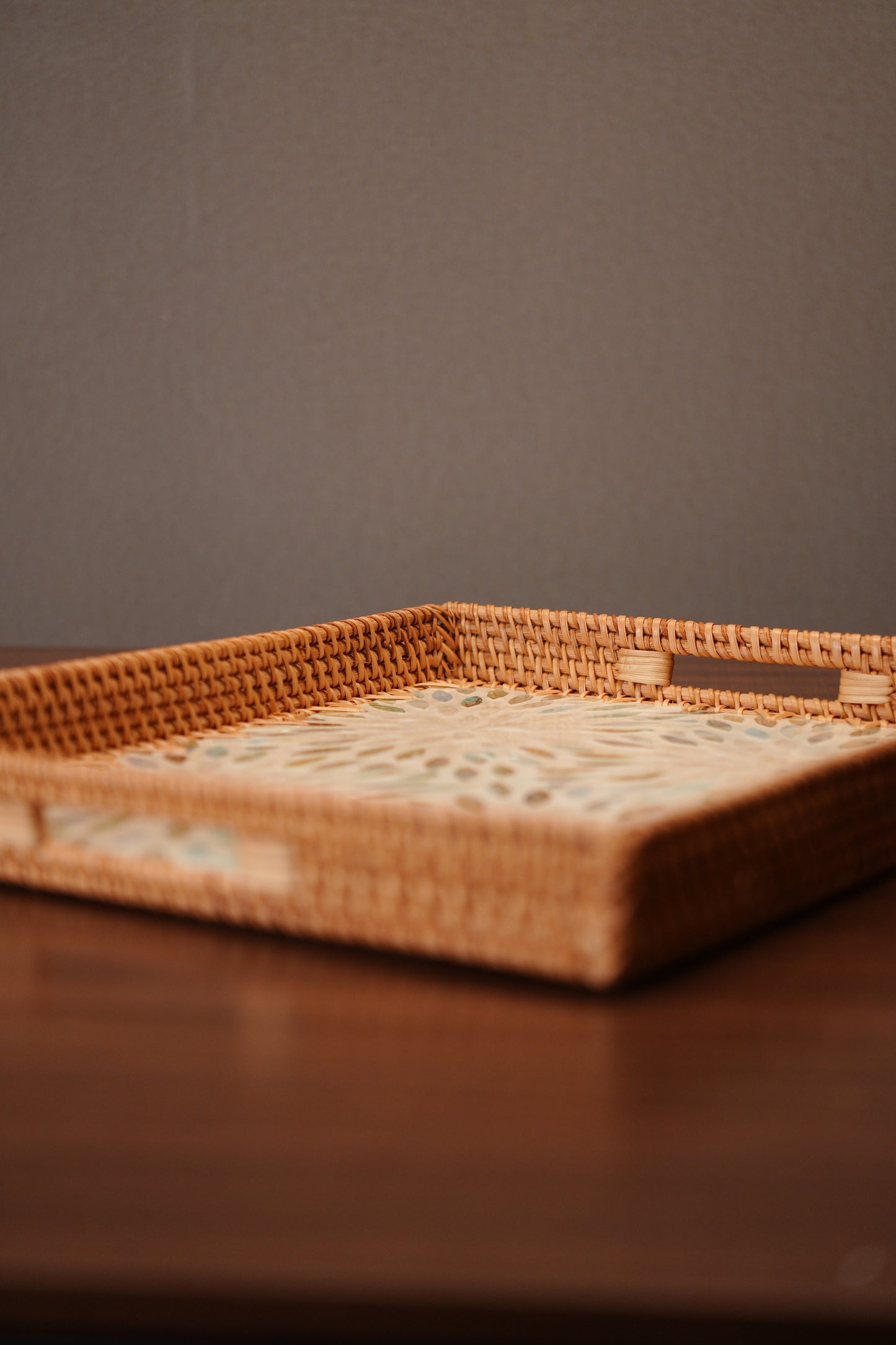 Alba Ratan Tray