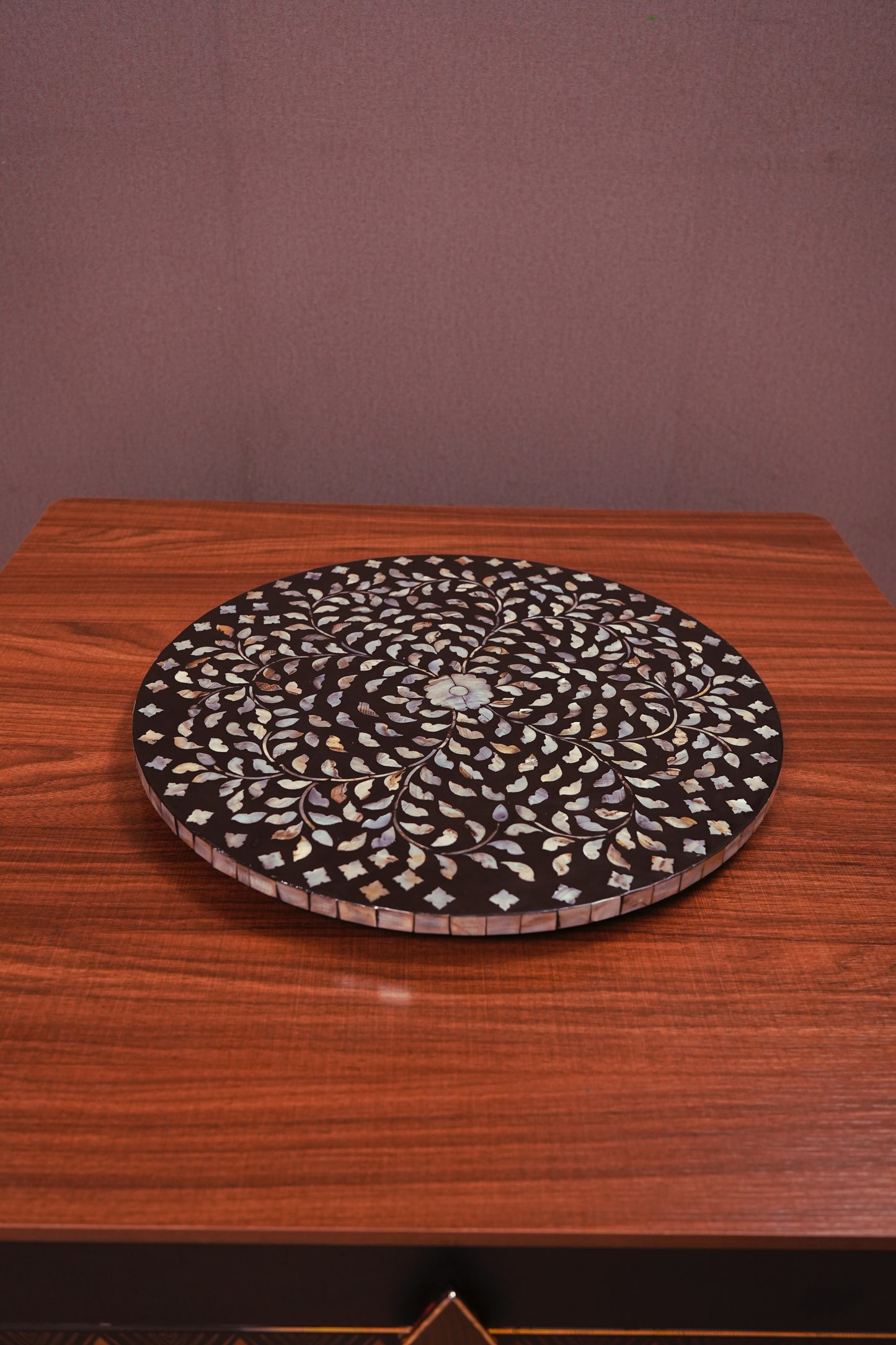 Eclipse Rotating Tray