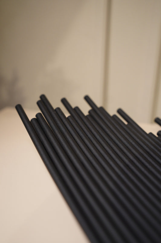 Strike Platter Black