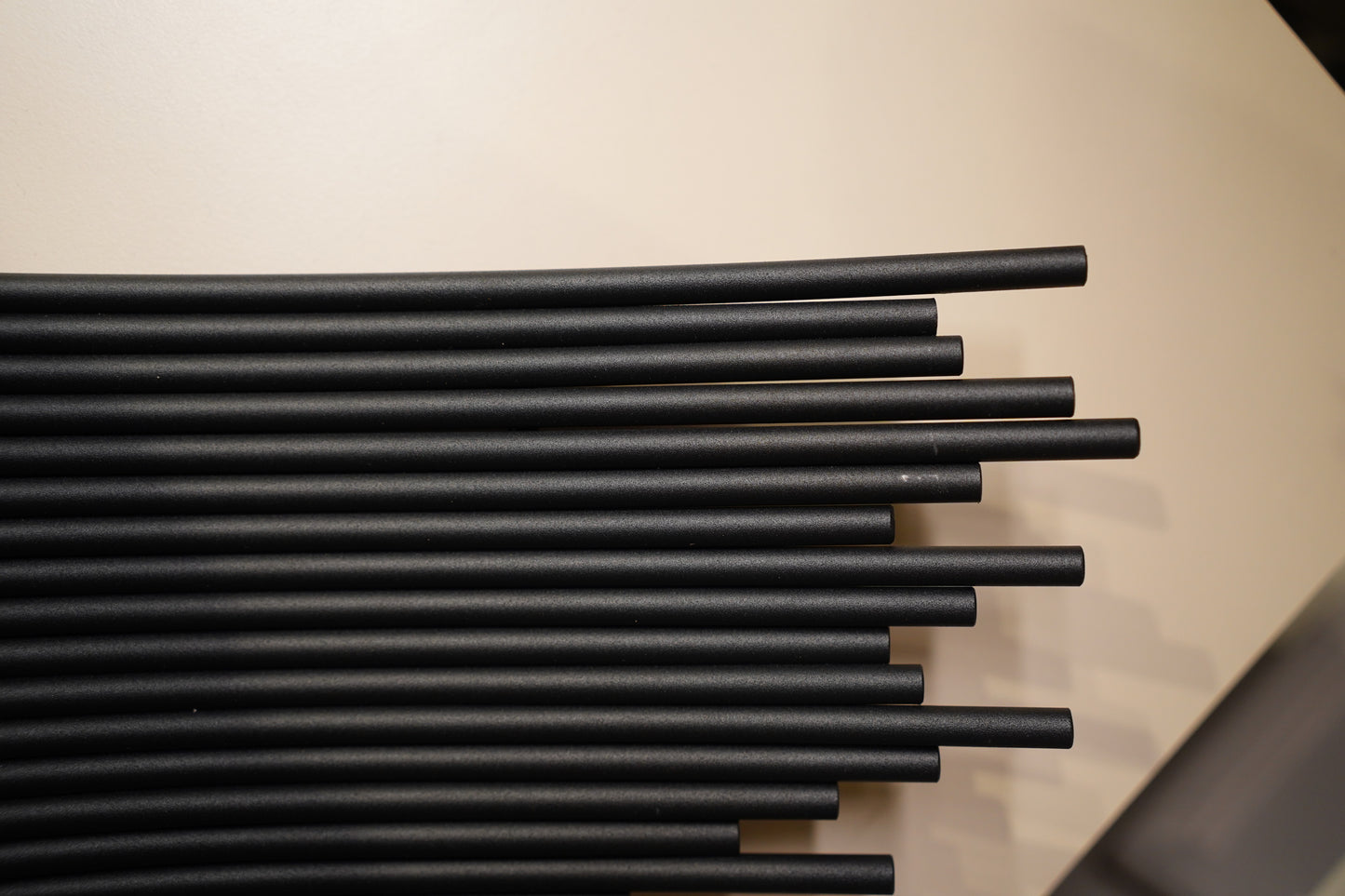 Strike Platter Black