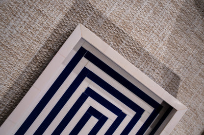 Linea Tray