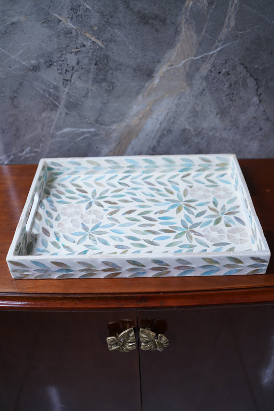 Aria Pearl Tray