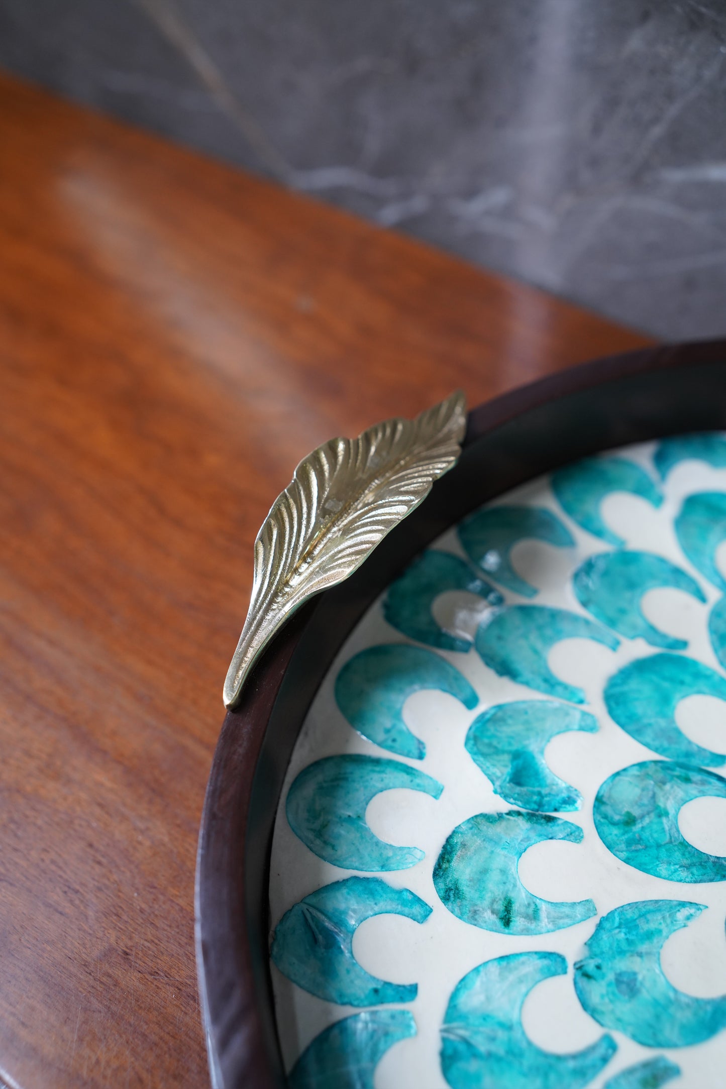 Harbor Sheesham Pearl Tray